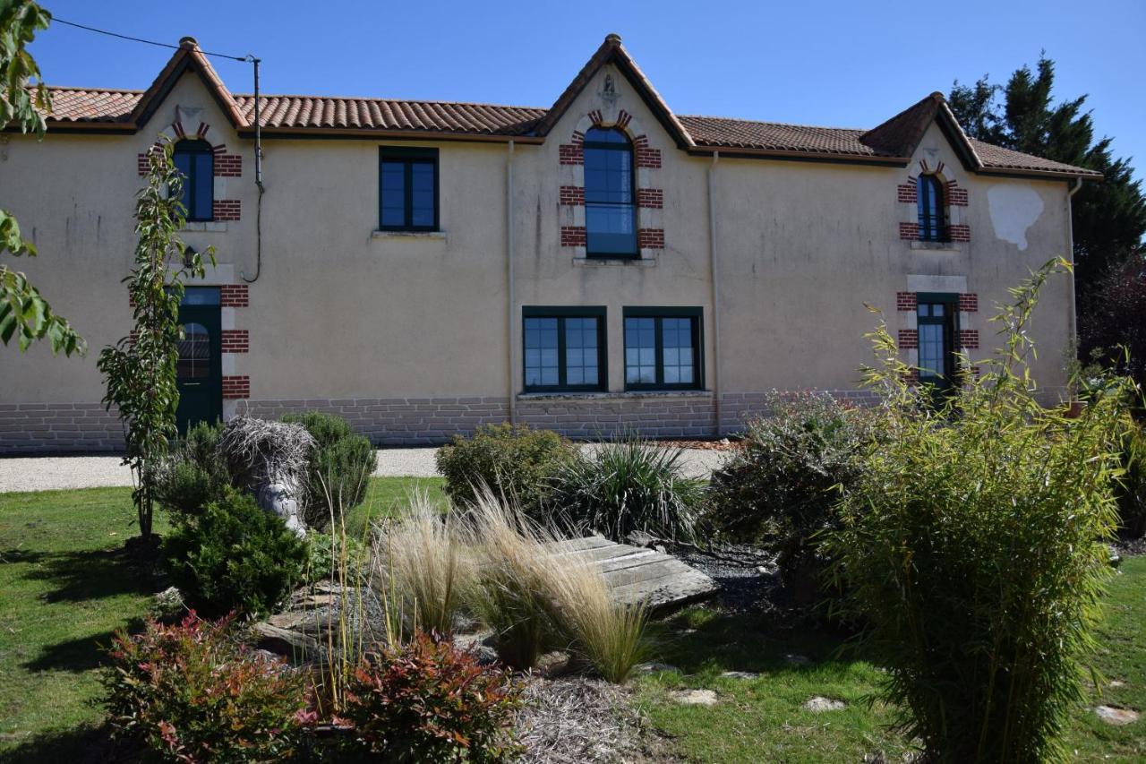 A La Haute Bouillere Bed & Breakfast Chavagnes-les-Redoux Exterior foto